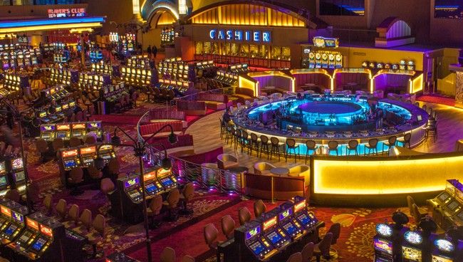 CryptoCasinos کیسینو میں پوکر گیمز